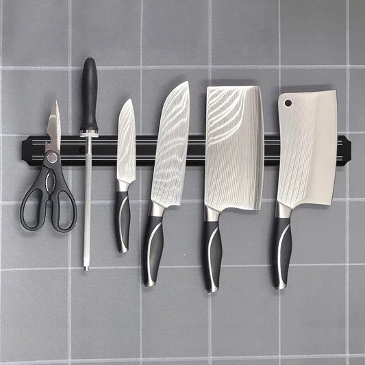 Punching Wall-mounted Magnetic Knife Holder
